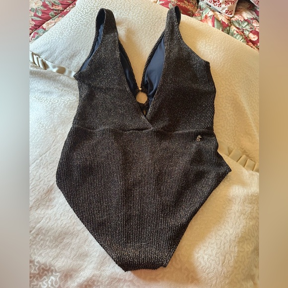 Guria black and gold swimsuit with Plunging V-Neck size XL - Picture 8 of 12